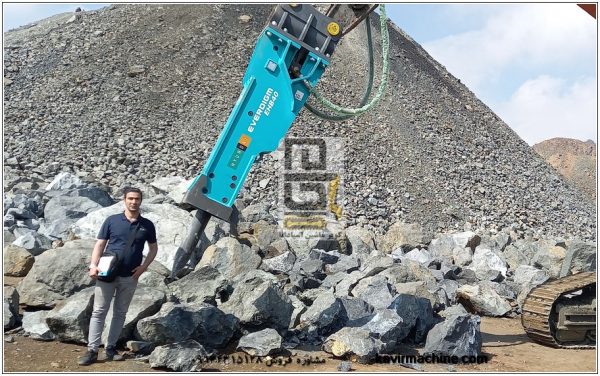 Everdigm EHB 40 hydraulic hammer