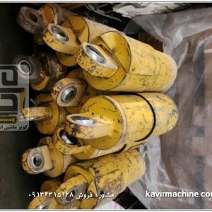 کمک عقب دامپتراک 5-785 در شرکت کویر ماشین اسپادانا