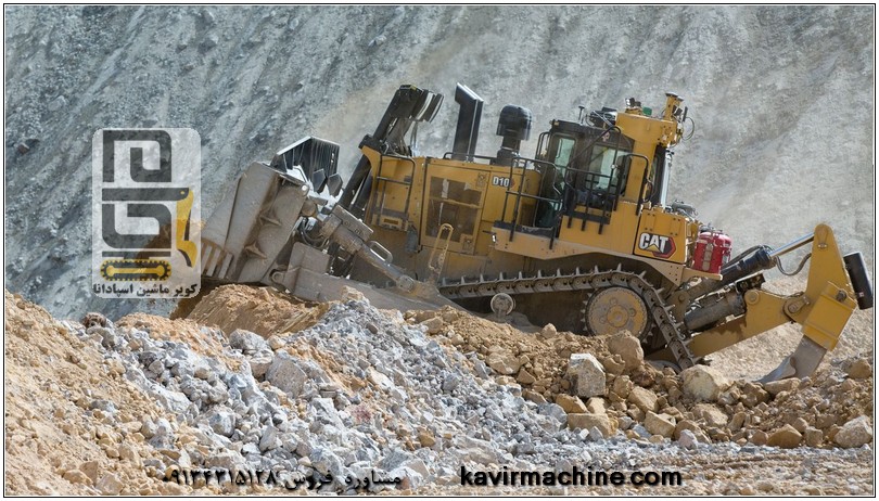 بلدوزر کاترپیلار D10 2